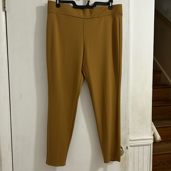 NWT Ruby Rd. Women Stretch Pull On Pants.  Colors: Cognac and Coffee. Size large - Picture 8 of 14